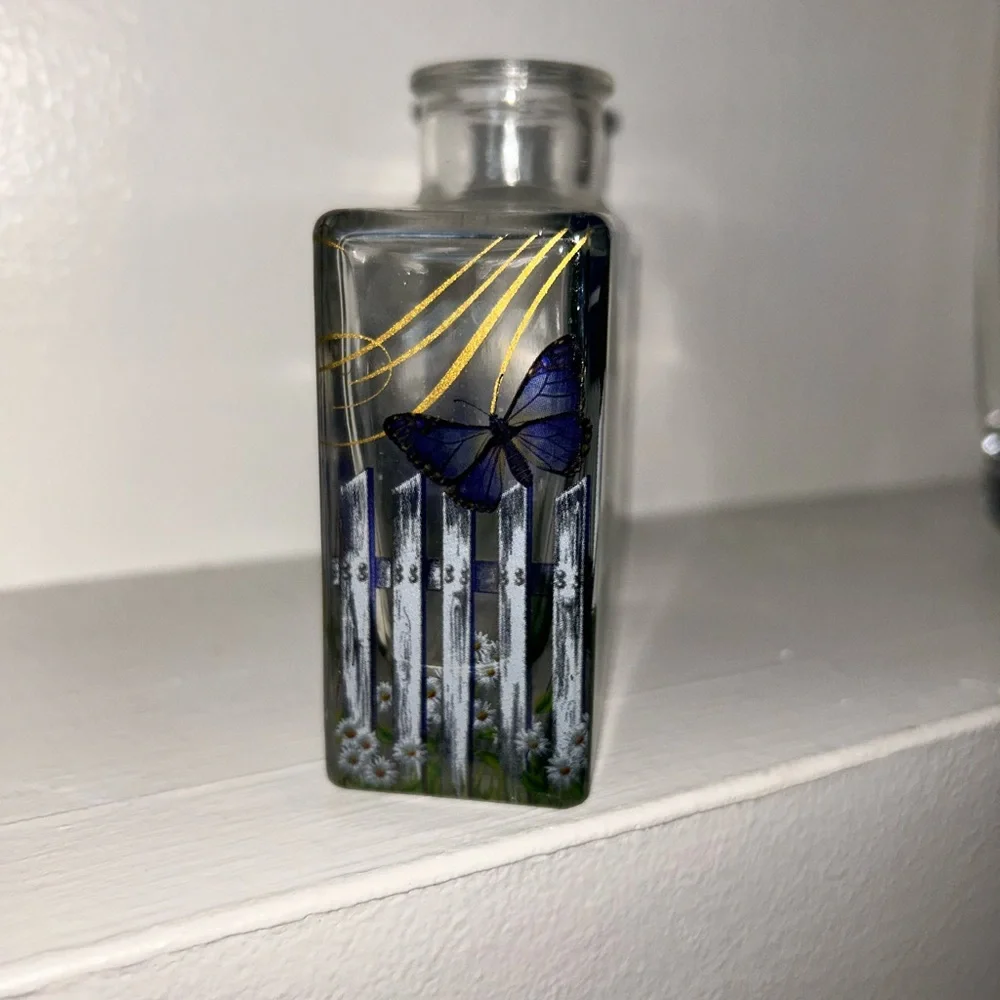 Yankee Candle Clean Cotton Glass with Blue and Gold Butterfly